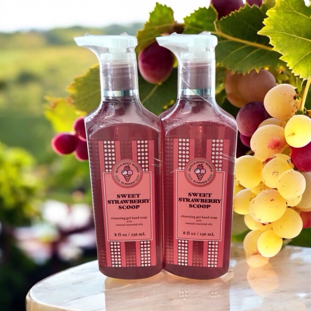 🆕Sweet Strawberry Scoop Gel Hand Soap